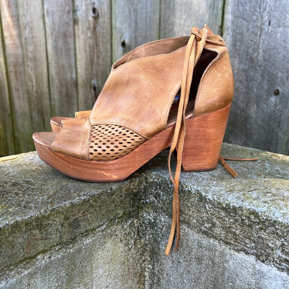 Free People Revolver open toe clog 38